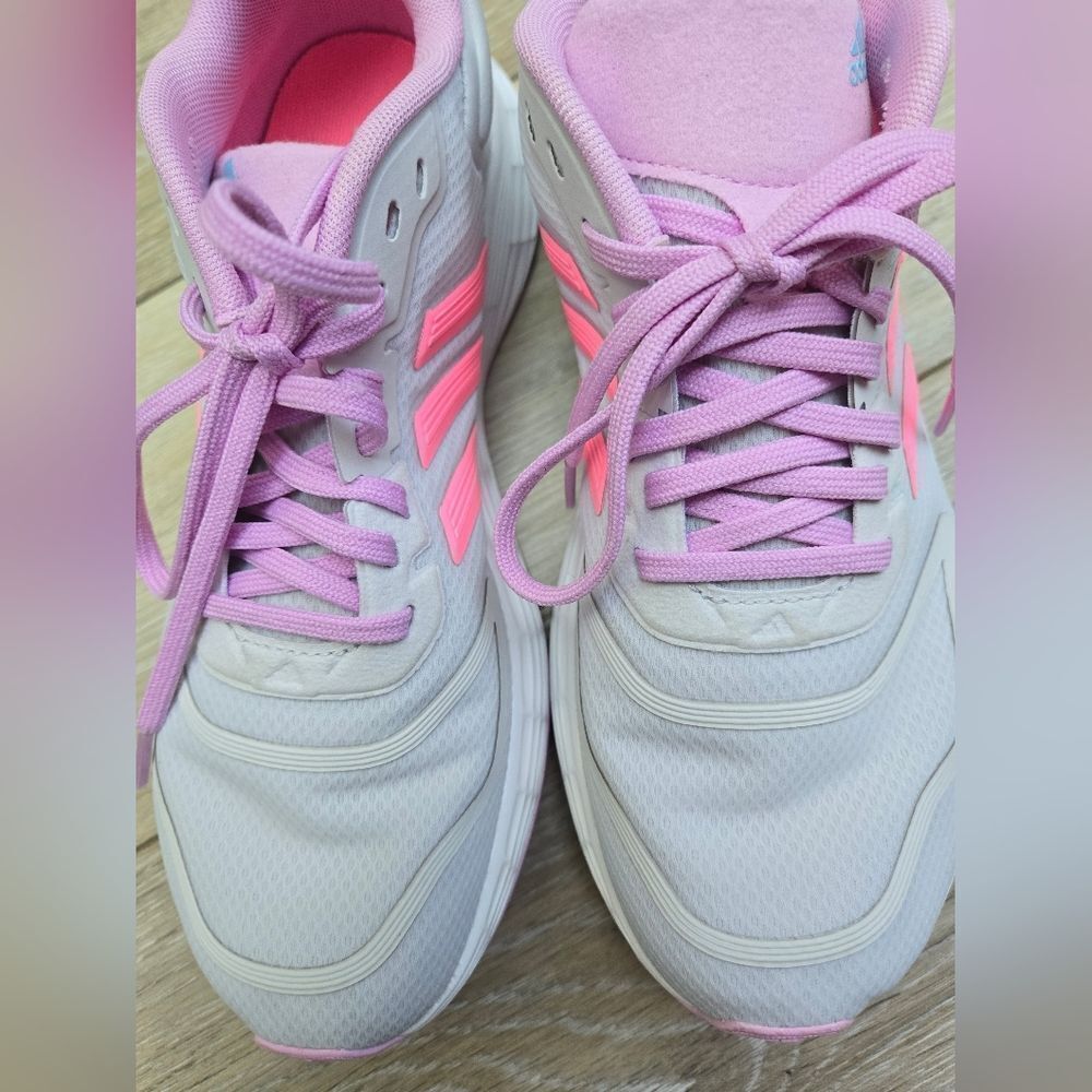 Adidas girls Duramo 10 Youth size 5 pink - Picture 7 of 13